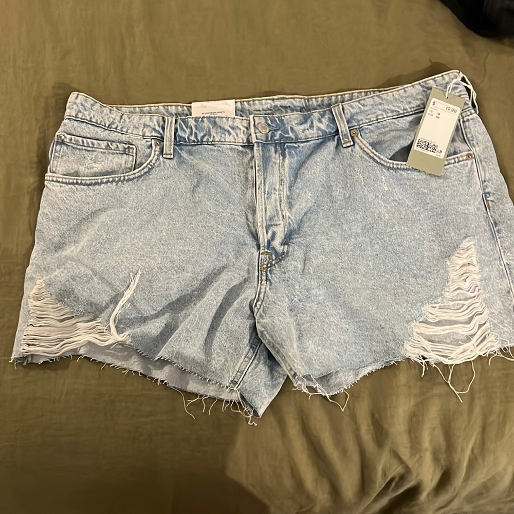 Boyfriend Denim Shorts- new with tags H&M